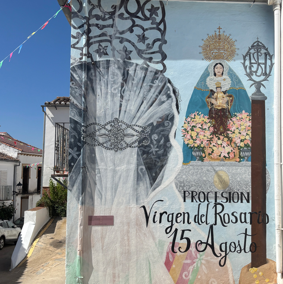 Mural Virgen del Rosario