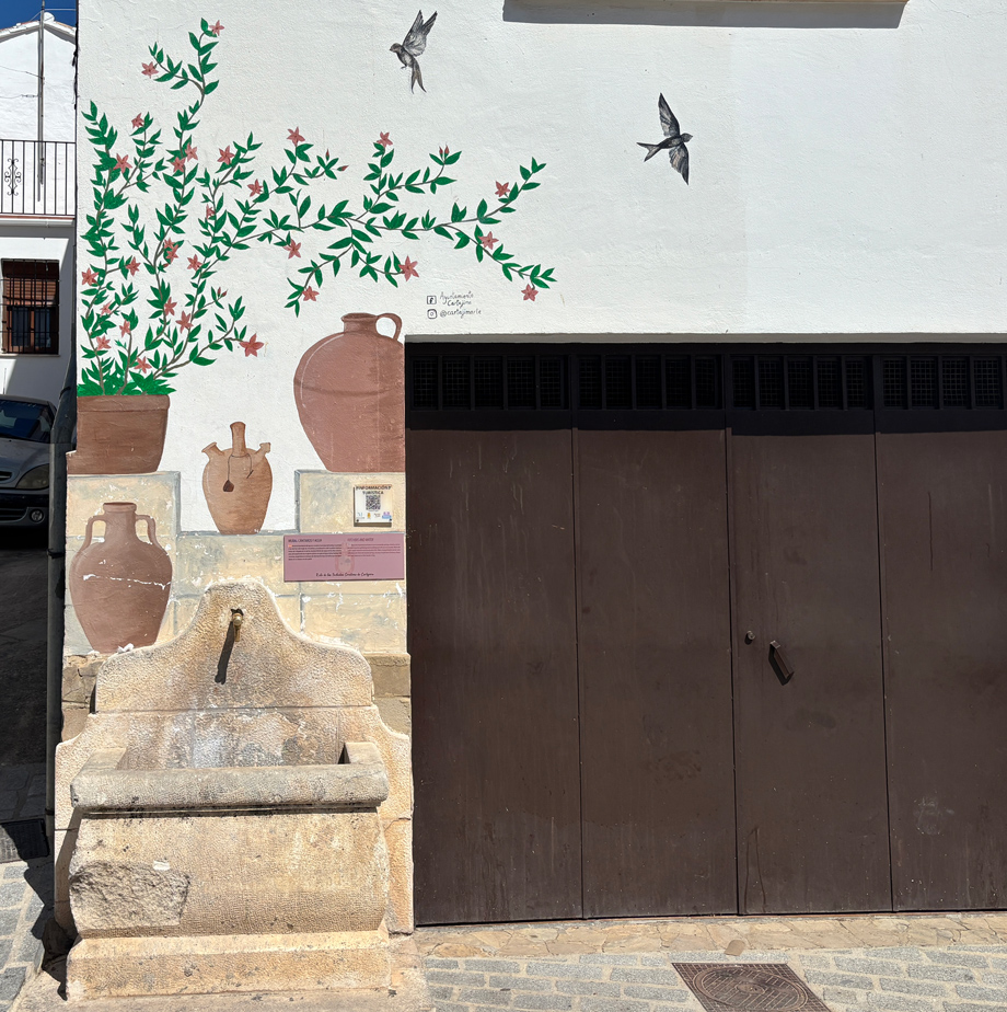 Mural Cántaros y agua