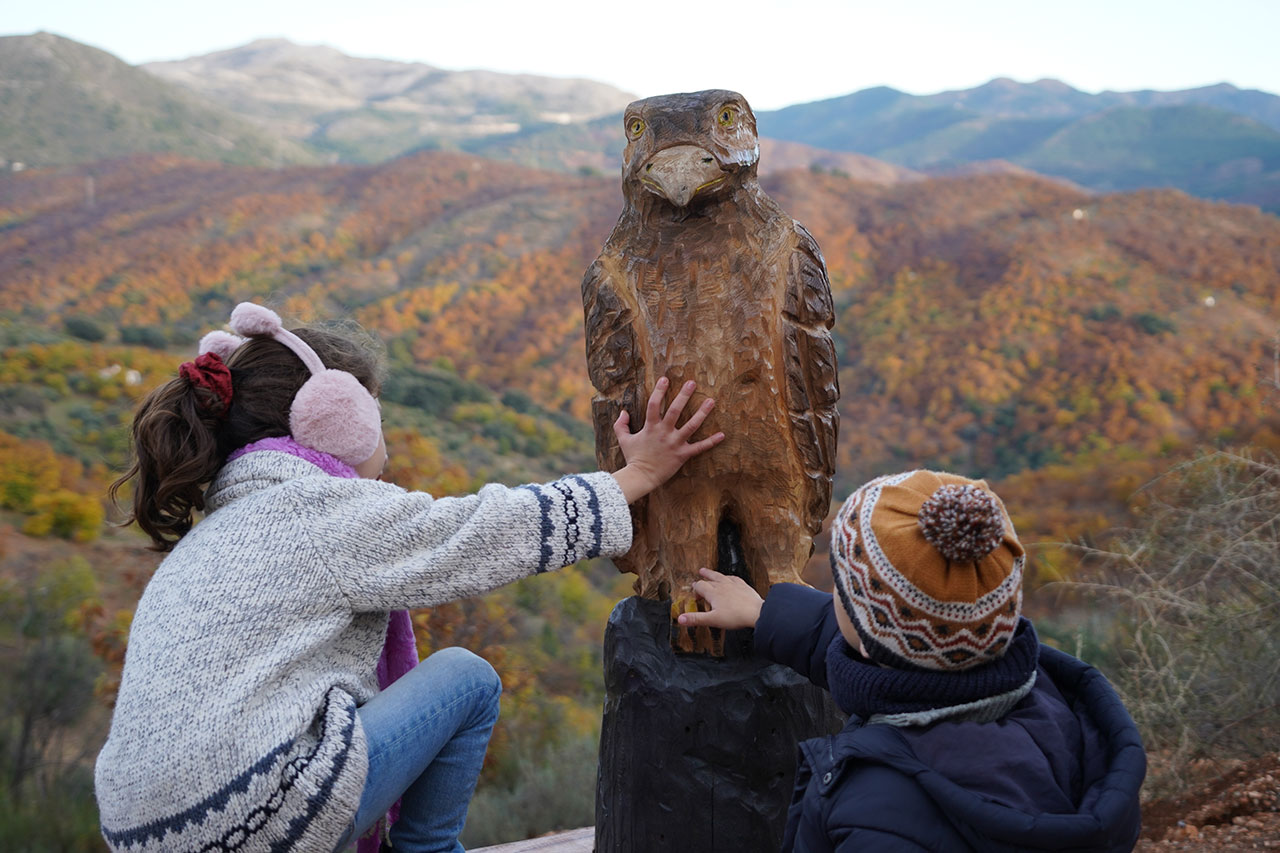 Escultura de un águila